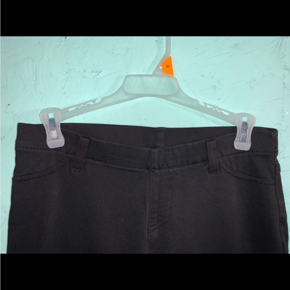 Black Capri Jeggings - Picture 2 of 8